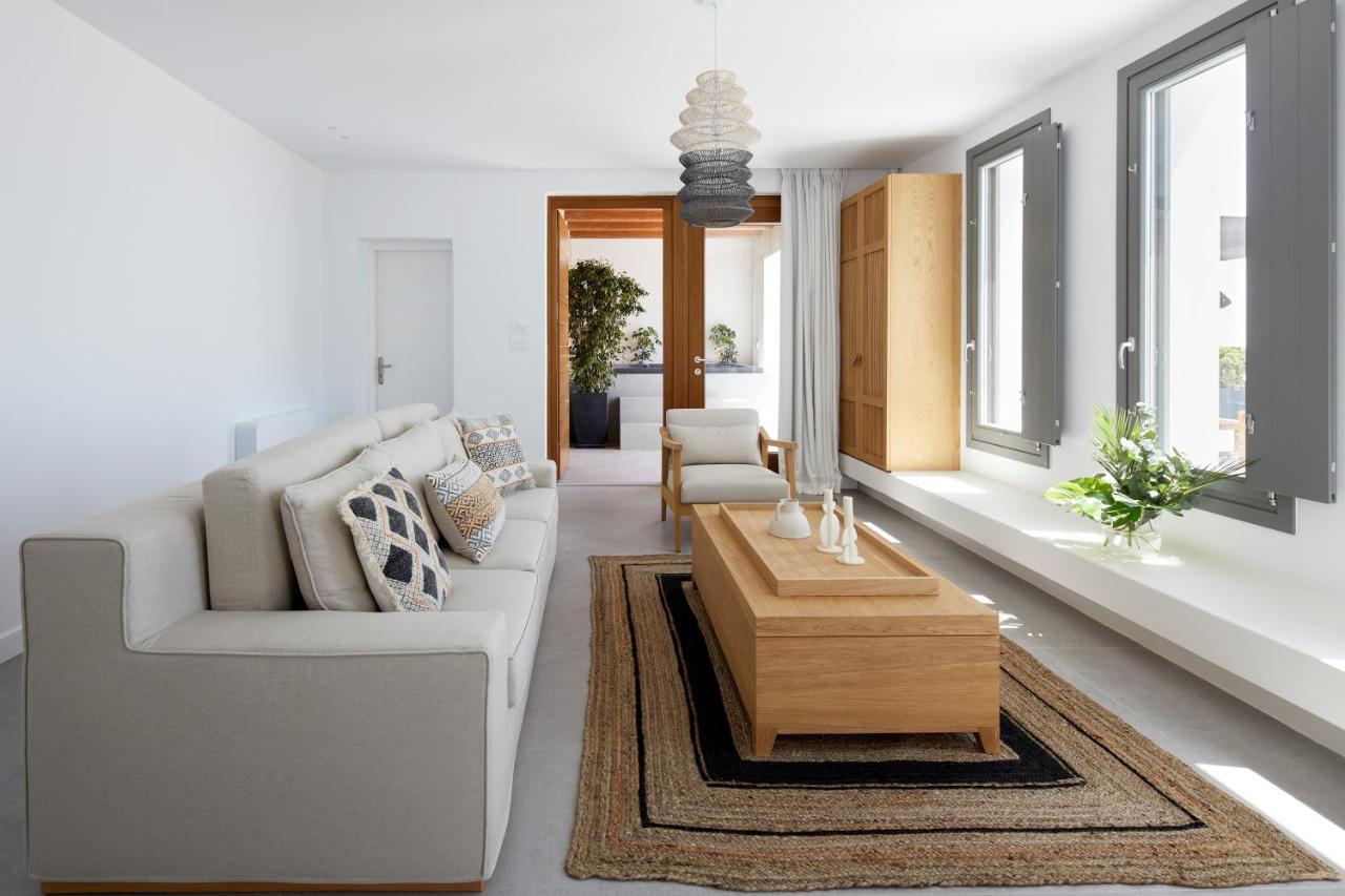 Kamini Santorini Villas Pyrgos Kallistis Luaran gambar